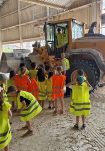 „Das weiße Gold des Westerwaldes“ –  die Peter-Rosegger-Schule mit dem HGV im Kannenbäckerland